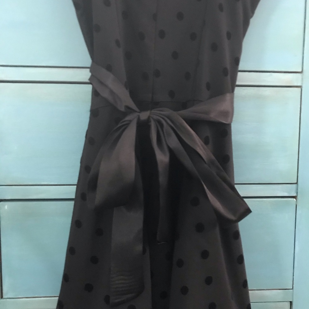Dress - Picture 6 of 8